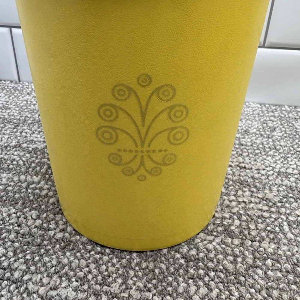 Vintage 1970's Tupperware Yellow Round Nesting‎ Canister 7 In Tall